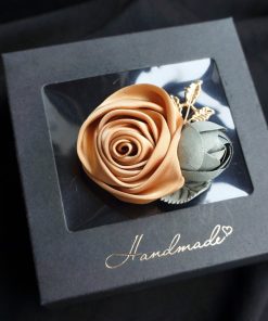 Hoa cài áo mẫu 10